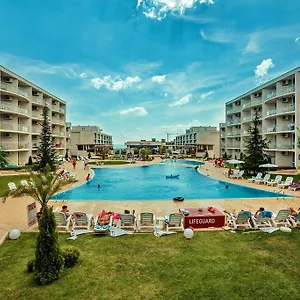 Apartament With Terrace In Complex Burgas