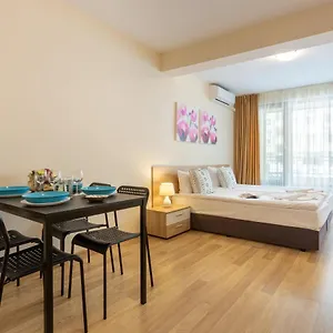 Apartament Flora Burgas